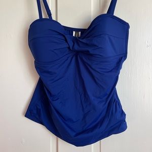 Tommy Bahama tankini top size M